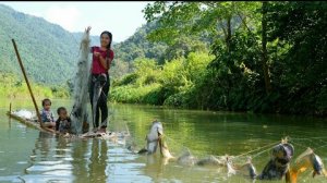 Сооружаю домик на плоту. Ловлю большую рыбу сетью. Готовим корм для свиней. Жизнь во Вьетнаме