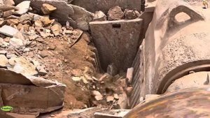 Строительство, дробление щебёнки