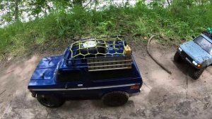 Погонял внедорожники против деревенских парней!