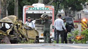 Два человека погибли и четверо пострадали при взрыве автомобиля в Колумбии