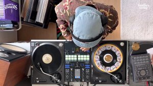 Connecting Hearts through Reggae! Selecta Mix with Smiley Song