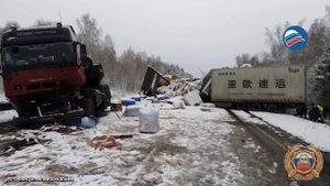 В Иркутской области авария с четырьмя фурами унесла жизни двух человек