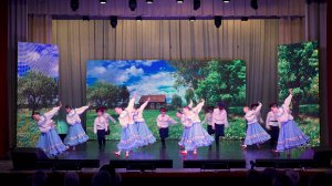 Театр танца " Снегири " . " Едет Кузя "