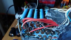 Ремонтируем батарею для электровелосипеда на 18650. Ремонт АКБ литион от Ли форсе. Саморазряды.