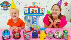 Крис и Мама отмечают 10-летие Щенячьего Патруля!