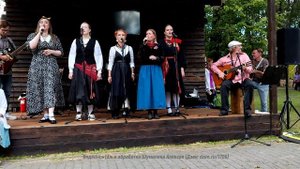 3) Стихи А.С. Пушкина на мотив "Скобаря". Концерт молодежного театра "Гротеск", группы "Ленова".