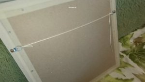 Вышивка "Коты" оформлена в раму.mp4