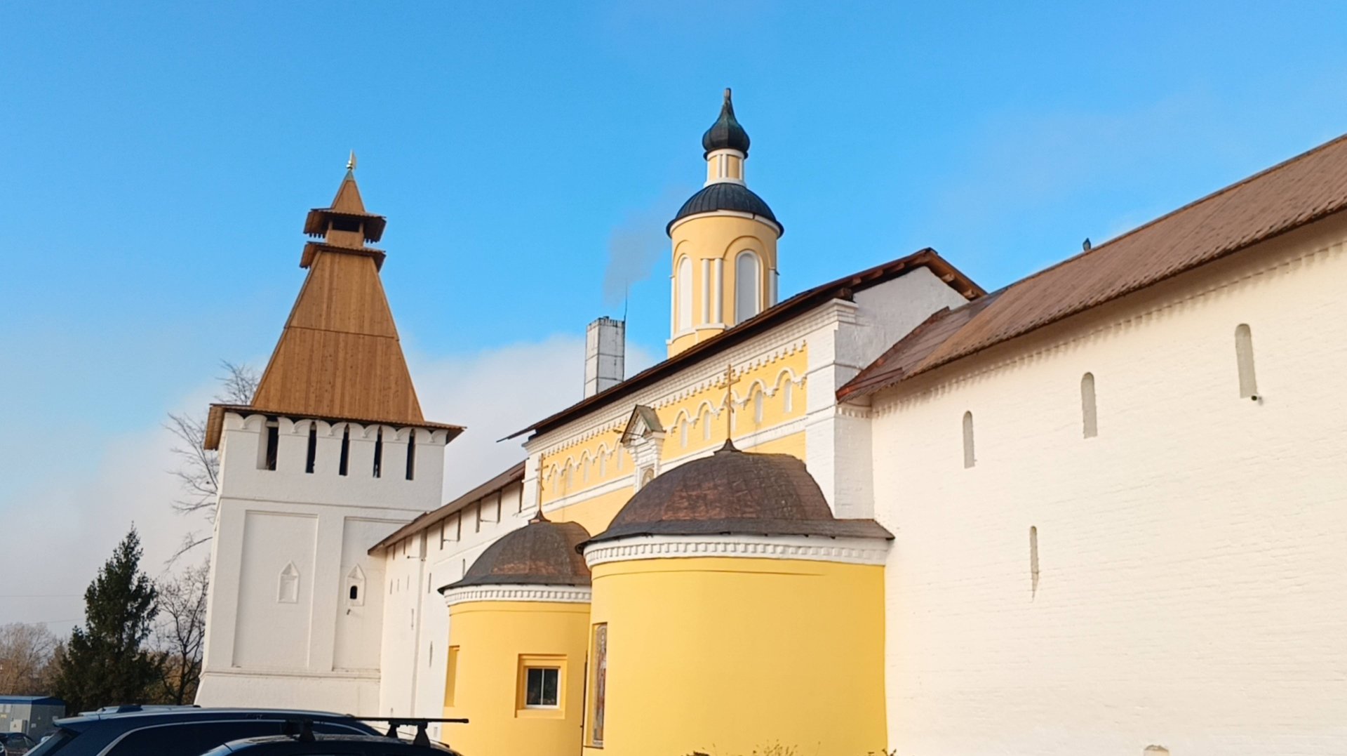 Моя поездка в Боровск. Часть 1. Боровско-Пафнутьевский монастырь. смотреть онлайн