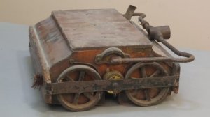 Реставрация первого ручного пылесоса Ewbank