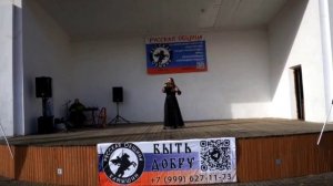 Русский город из стали - Татьяна Марченко .
Стихи - Виктор Борисов .
Композитор - Владимир Смирнов .