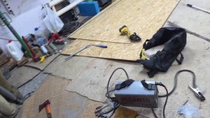 Обшиваю ворота в Гараже ПО КРАСОТЕ 2025 ГОД