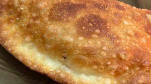 Готовим чебуреки дома