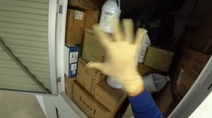 АУКЦИОН КОНТЕЙНЕРОВ В США.Увидел две покрышки и купил склад за $1200. Тестим находки.