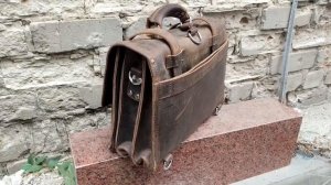 Ранец весом 4,5кг.