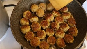 Фрикадельки в ЛЮБИМОМ СОУСЕ на сковороде Мясное блюдо
