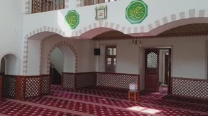 В мечети Кебир-Джами (Крым, Симферополь).