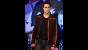 Имран Кхан ( Imran Khan )