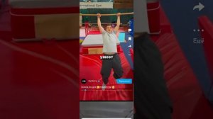 Смотрю шортсы