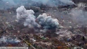 ВС РФ наносят удары гиперзвуковыми "Кинжалами" по военным тылам киевского режима