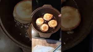 3.11.25.👨🍳завтрак...оладьи-пончики...