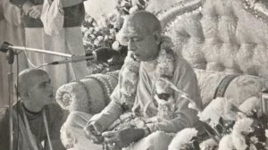 Лекция Шрилы Прабхупады 03.11.1973,Нью Дели. БГ4.18.Деятельность должна быть ягьей в Сознании Кришны