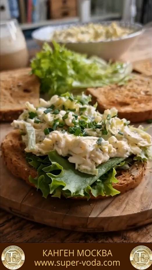 ЯИЧНАЯ ПАСТА НА ЗАВТРАК 👍😋 #еда #вкусно #кухня #завтрак #яйца #яичнаяпаста #сыр #майонез #зелень