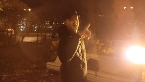 Танцор Саша. Танцует