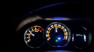 АвтоВАЗ просьба про синию лампочку на Ларгусе