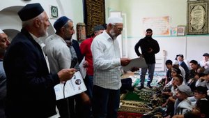 «Вахтар ва инсанар». Конкурс чтецов Корана, посвященный памяти Хаджи Давуда