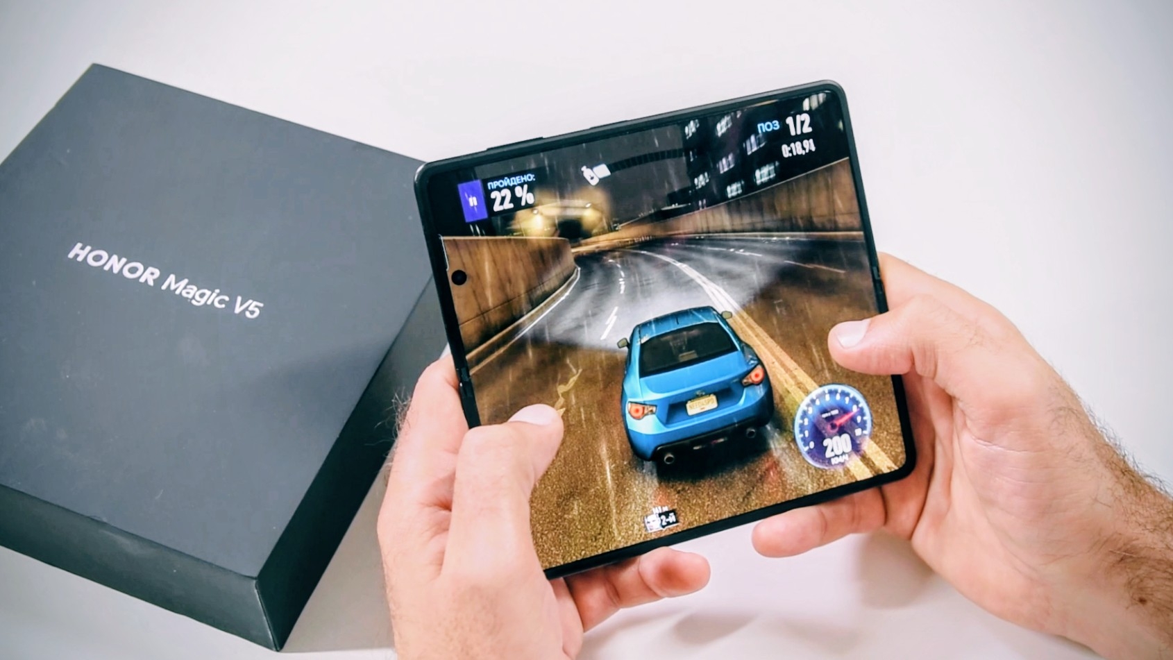 Honor Magic V5. Ещё один складной смартфон с хорошей батарейкой / Арстайл /