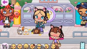 Басики поменялись телами 😅😅💓💮🤣🤣👽рутина Басикоми и Катей 🤍.   🤍+💛.   🖤+🤍