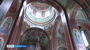 Православные верующие отмечают большой праздник
