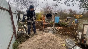 залили полы в погреб!!! телефон починил но камера нужна