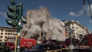 Из-под завалов обрушившейся в Риме башни извлекли выжившего рабочего