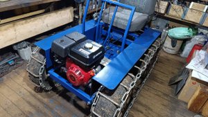 Самодельный бортоповоротный гусеничный трактор