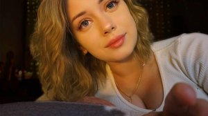 [4K] ТВОЯ ДЕВУШКА УЛОЖИТ ТЕБЯ СПАТЬ 😴 АСМР + Персональное Внимание + Ролевая Игра