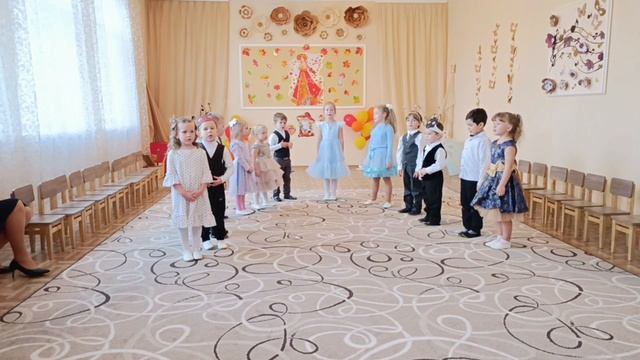 Песня НЕ ПЛАЧЬТЕ ЛИСТОЧКИ