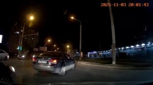 Перекресток возле парка "Планета"