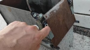 Емкость для раствора при кладке керамзиного блока.