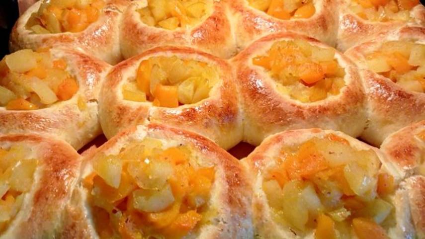 Вкусные Пышные Булочки с Тыквой и Яблоками/