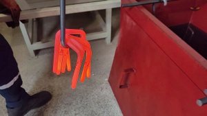 Арт. 2402 Стремянки рессор для Renault Midlum любых размеров с термообработкой.