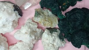 Каменная лавка( бусы, браслеты и минералы 4 часть)