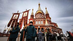 Сотрудники МЧС России приняли участие в крестном ходе