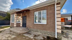 Дом с ремонтом и техникой в Краснодаре!