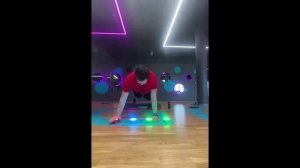 Комплекс упражнений для рук и ног