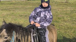 А вот и год прошел, где только Ванька не побывал)))))