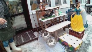 По блошиному рынку в Орле