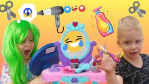 😍 ДЕТИ ИГРАЮТ 😱 В ПАРИКМАХЕРСКУЮ ✂️ ВЕСЕЛЫЕ ИСТОРИИ ДЛЯ ДЕТЕЙ 😂