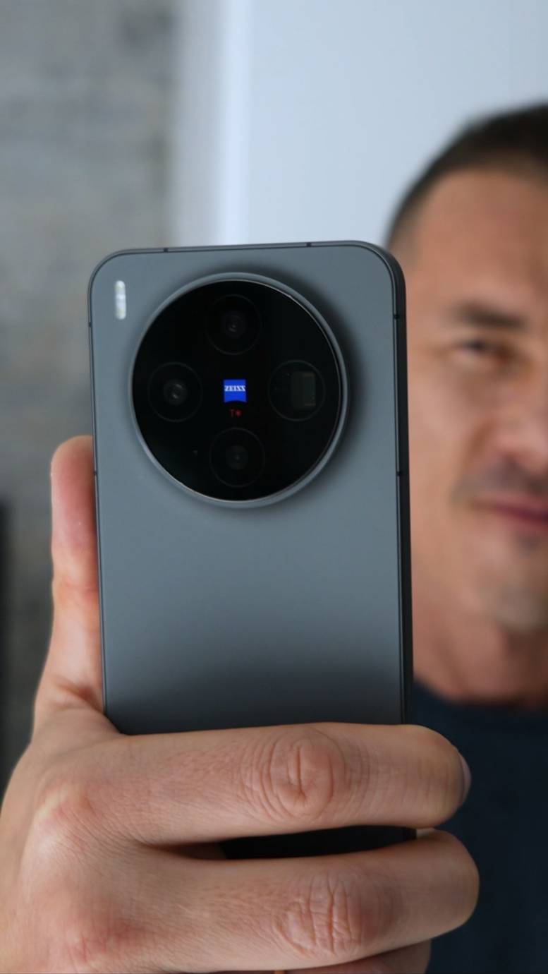 Распаковал VIVO X300 - буду БОМБИТЬ?