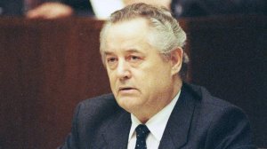 Прощание с экс-главредом «Известий» Лаптевым пройдет на Троекуровском кладбище